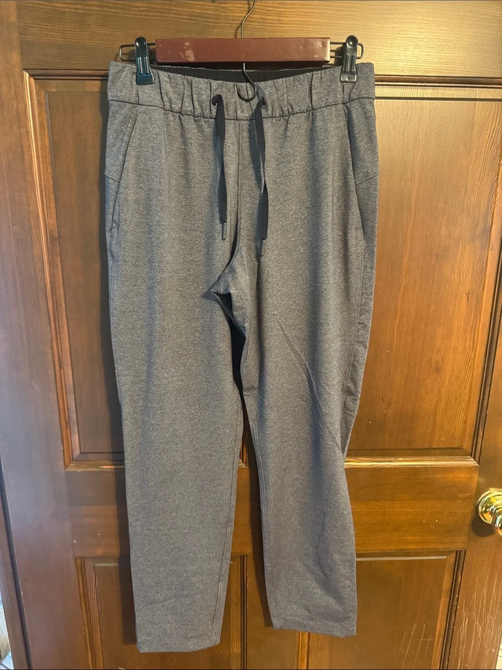 lululemon athletica Men's Heather Charcoal Drawstring Joggers